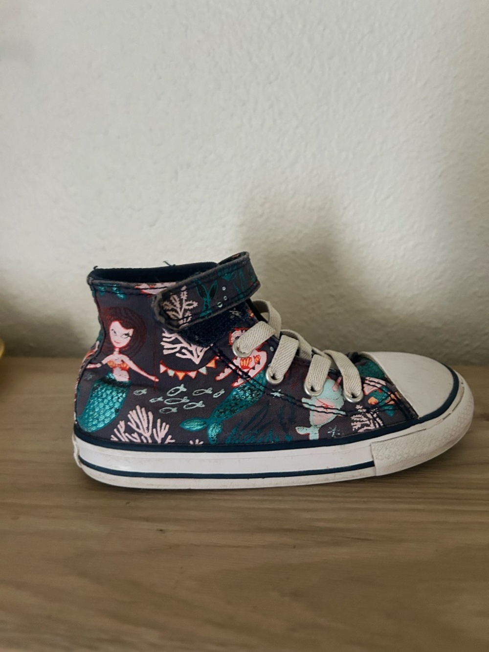 Mermaid Converse - Picture 3 of 7
